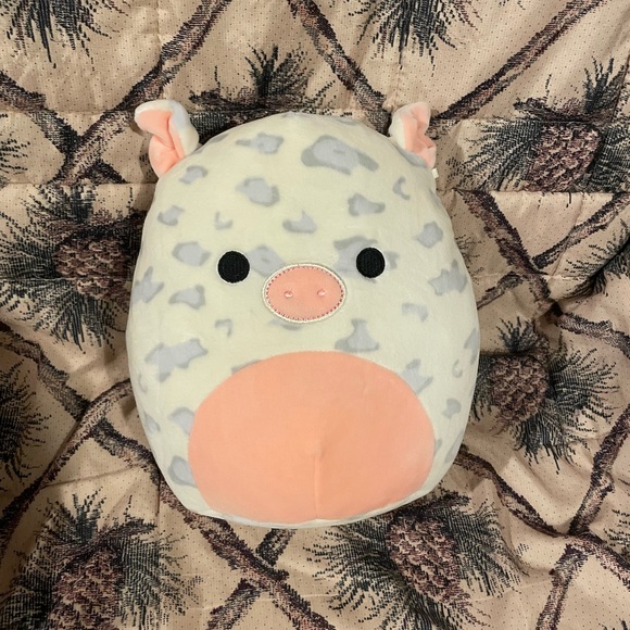 8” Rosie the Pig Squishmallow - Picture 1 of 1